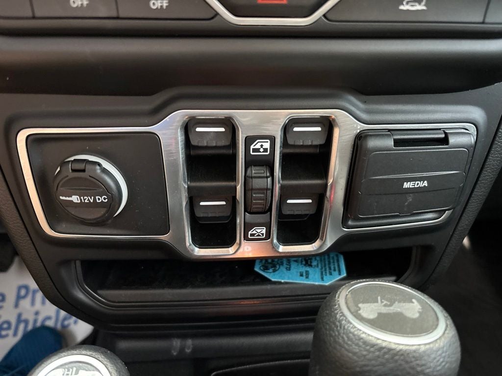 2023 Jeep Wrangler 4-Door Freedom 4x4