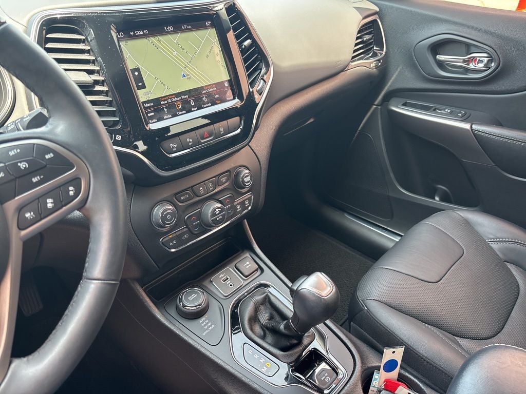 2019 Jeep Cherokee Overland