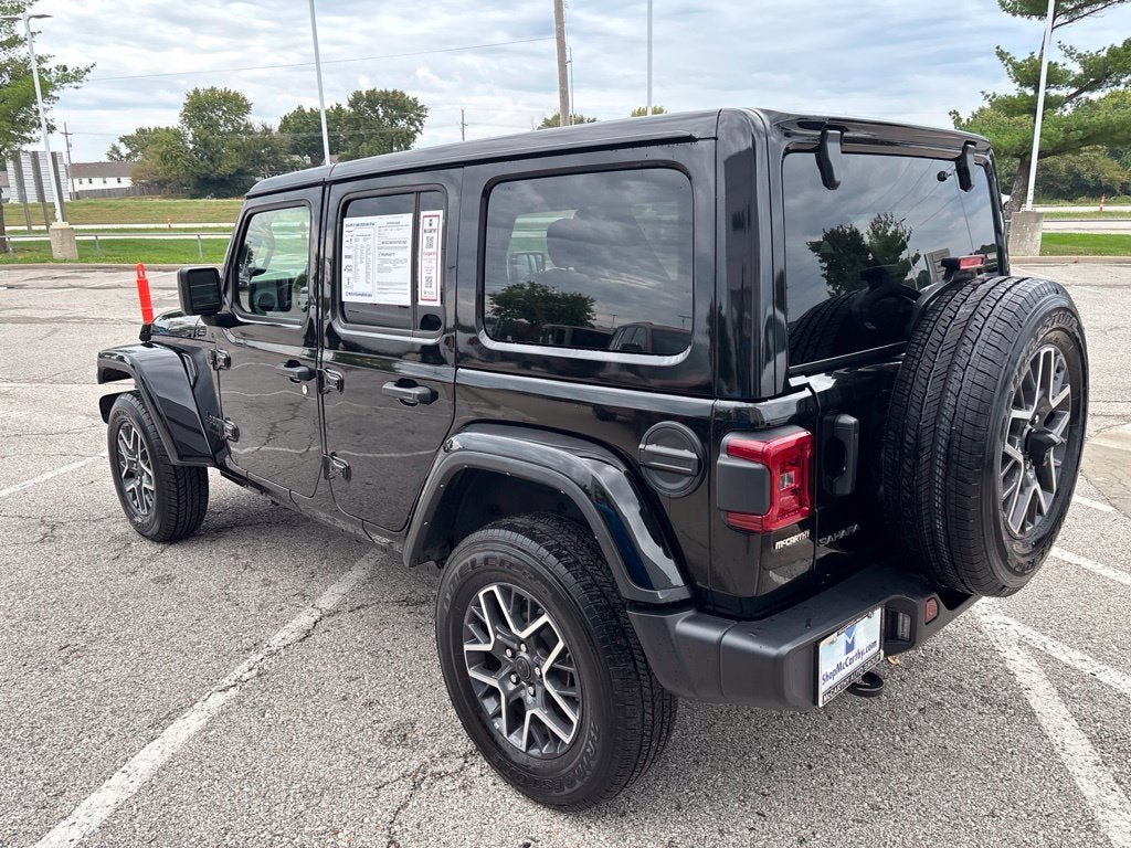 2025 Jeep Wrangler 4-Door Sahara 4x4