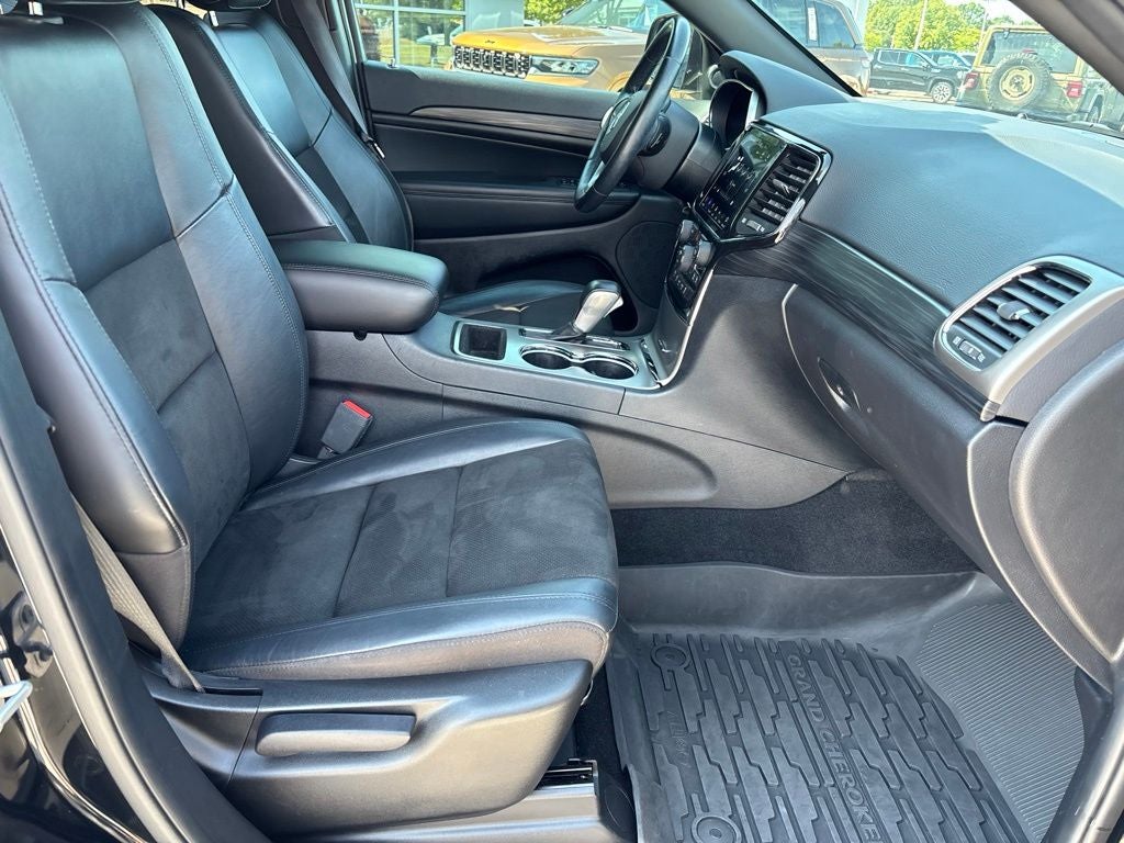 2021 Jeep Grand Cherokee Laredo X 4x4