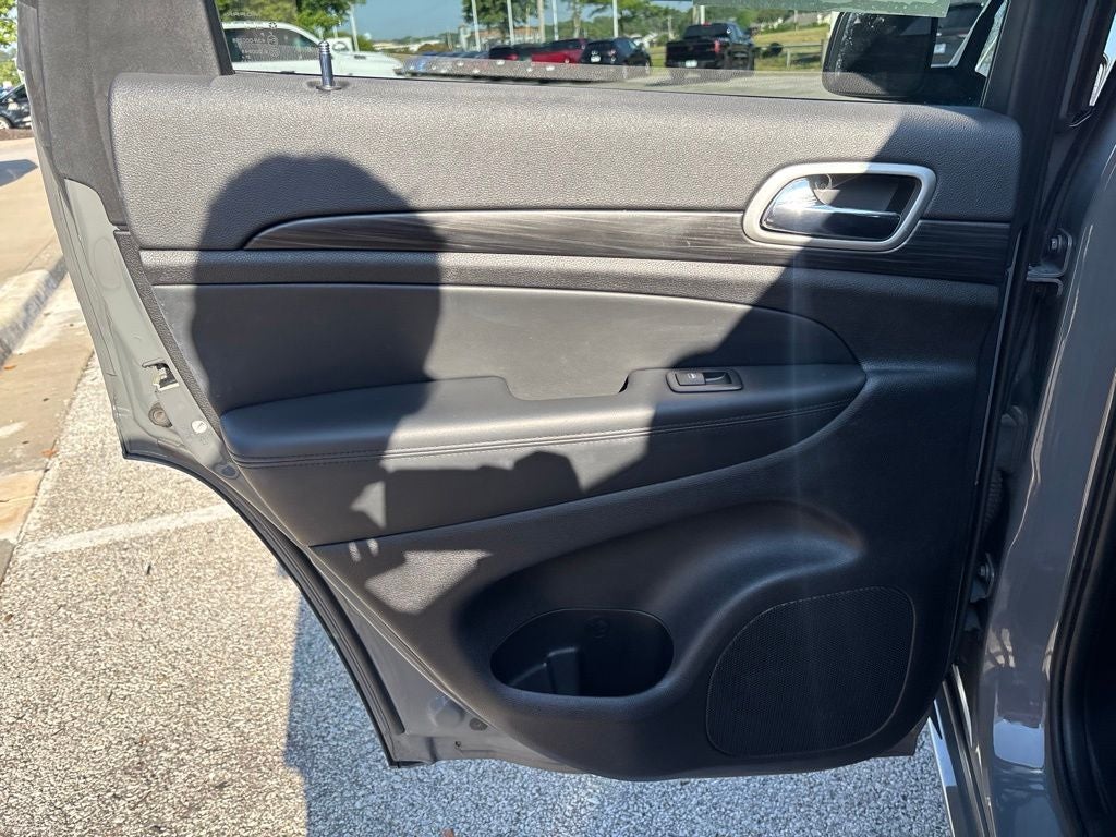 2021 Jeep Grand Cherokee Laredo X 4x4