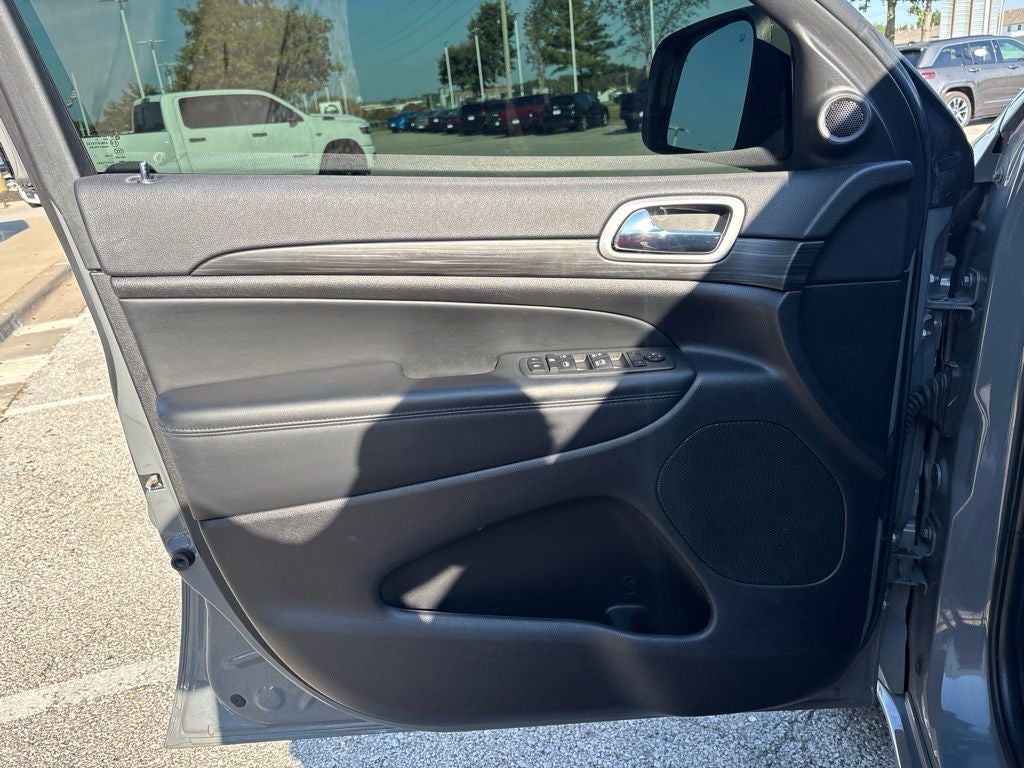 2021 Jeep Grand Cherokee Laredo X 4x4