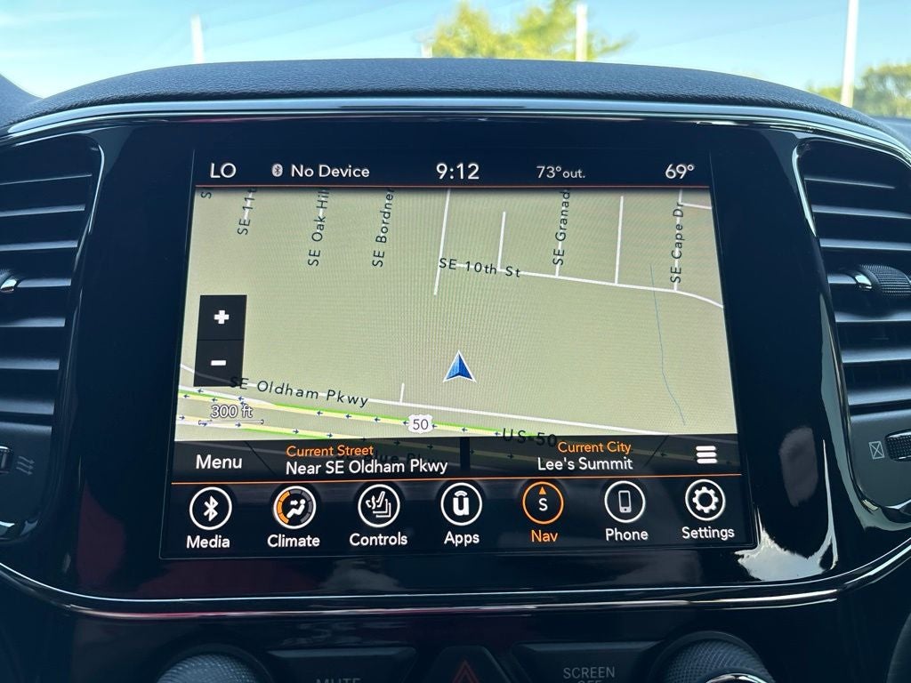 2021 Jeep Grand Cherokee Laredo X 4x4