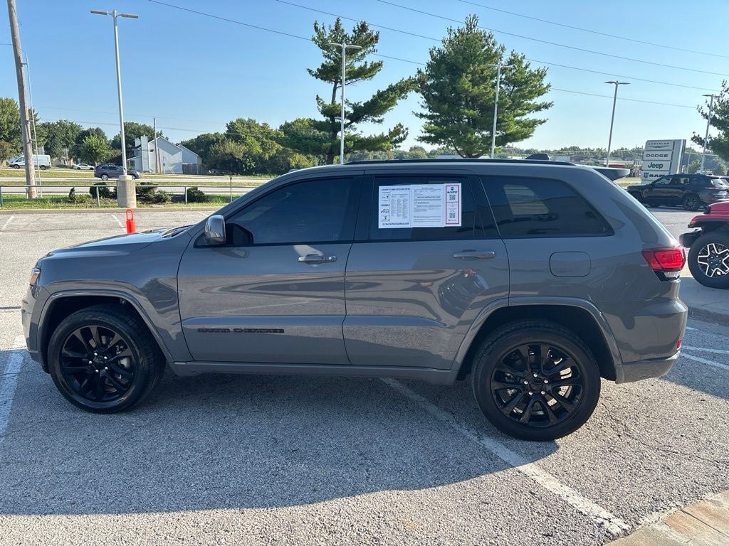 2021 Jeep Grand Cherokee Laredo X 4x4