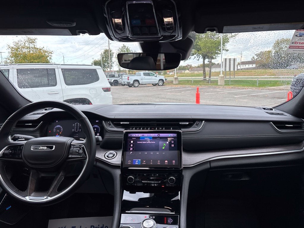 2022 Jeep Grand Cherokee Overland 4x4