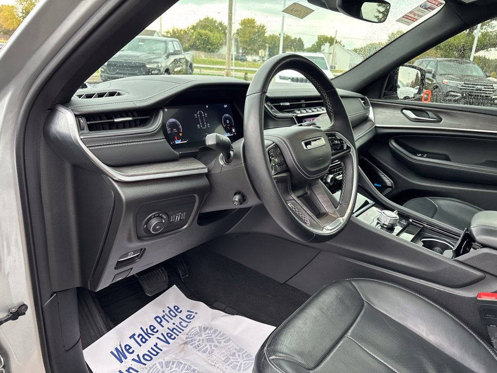 2022 Jeep Grand Cherokee Overland 4x4