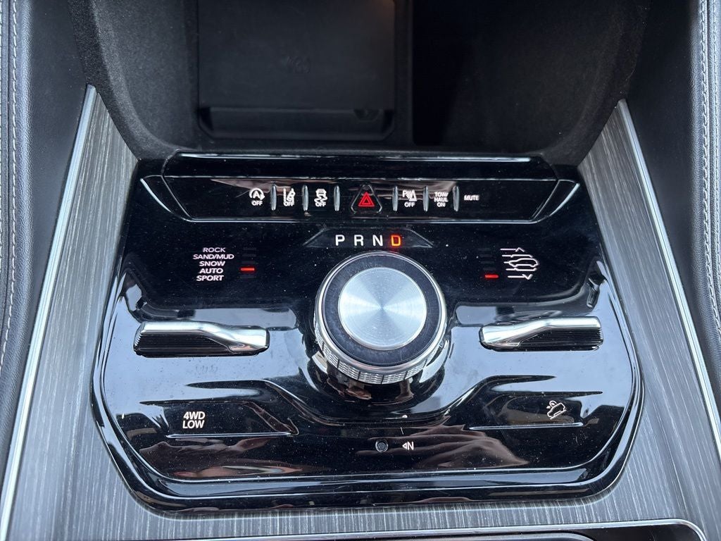 2023 Jeep Wagoneer Series III