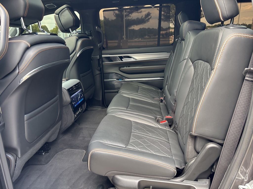 2023 Jeep Grand Wagoneer Series III