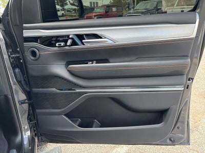 2023 Jeep Grand Wagoneer Series III