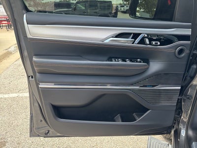 2023 Jeep Grand Wagoneer Series III