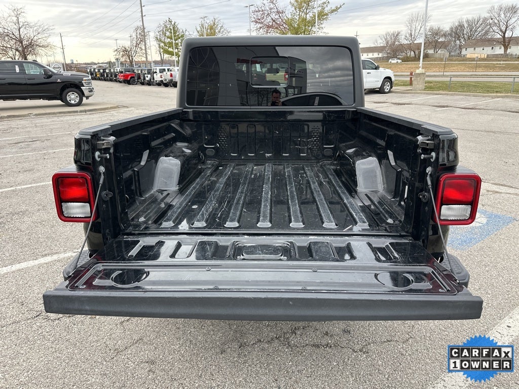 2023 Jeep Gladiator Overland