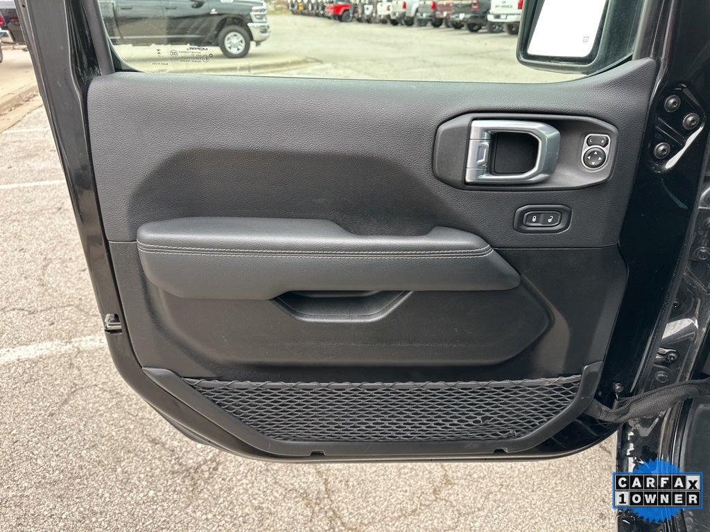 2023 Jeep Gladiator Overland