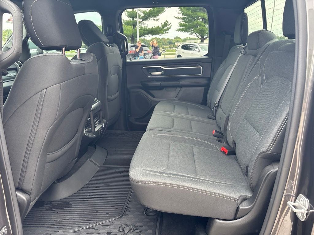 2021 RAM 1500 Big Horn Crew Cab 4x4 5'7' Box