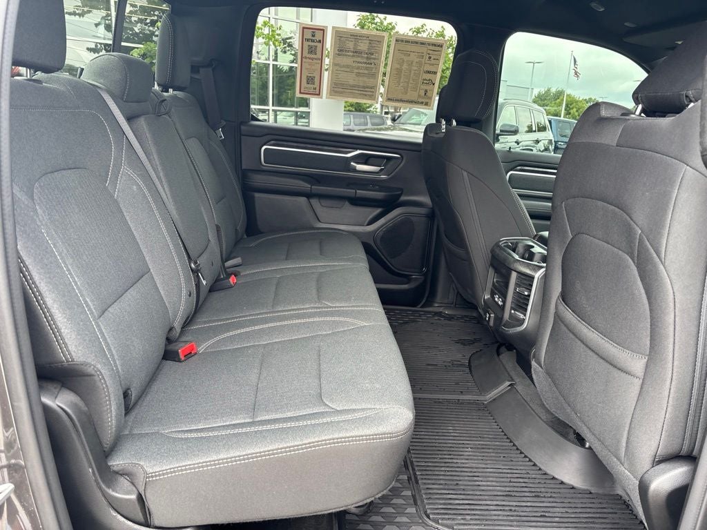 2021 RAM 1500 Big Horn Crew Cab 4x4 5'7' Box