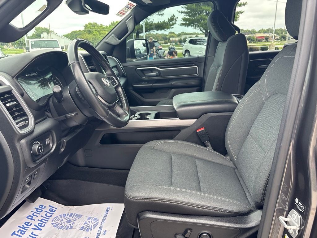 2021 RAM 1500 Big Horn Crew Cab 4x4 5'7' Box