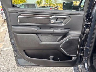 2026 RAM 1500 Laramie Crew Cab 4x4 5'7' Box