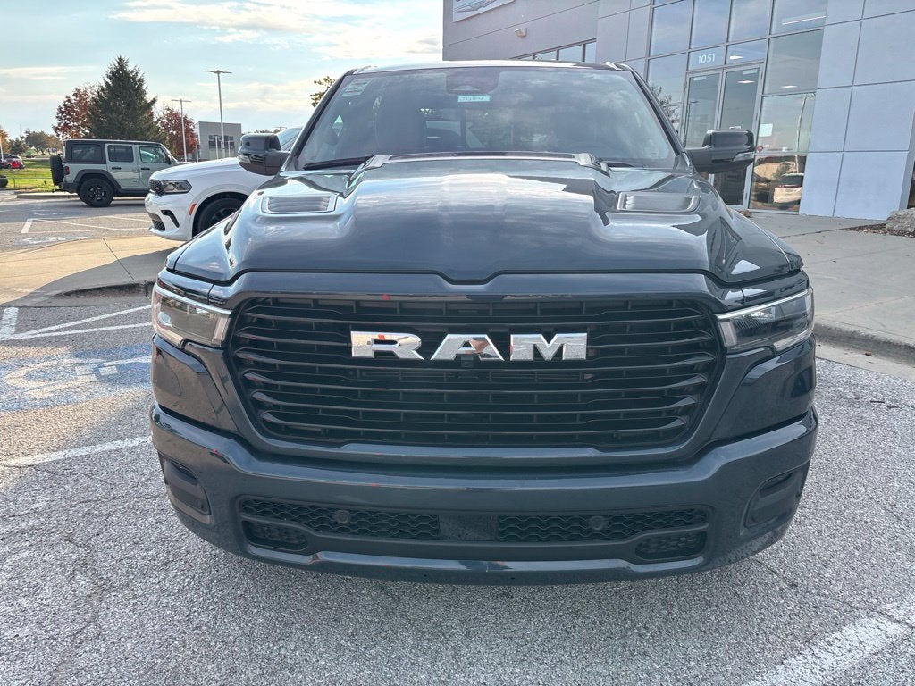 2026 RAM 1500 Laramie Crew Cab 4x4 5'7' Box