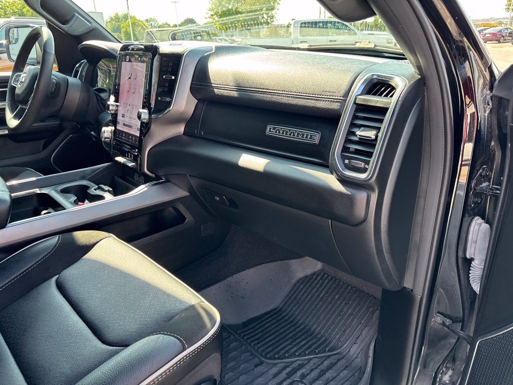 2025 RAM 1500 Laramie Crew Cab 4x4 5'7' Box