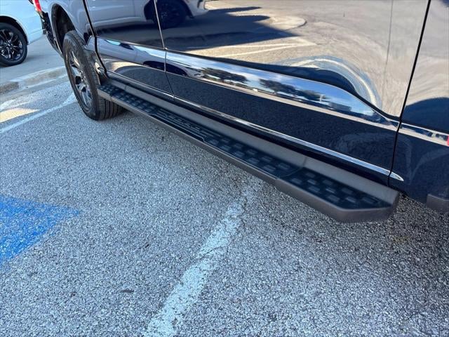 2024 Ford F-150 Lightning LARIAT