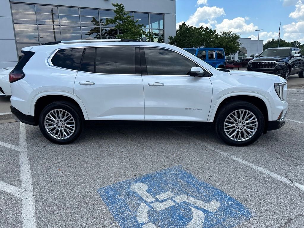 2024 GMC Acadia Denali