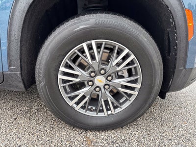 2025 Chevrolet Traverse FWD LT