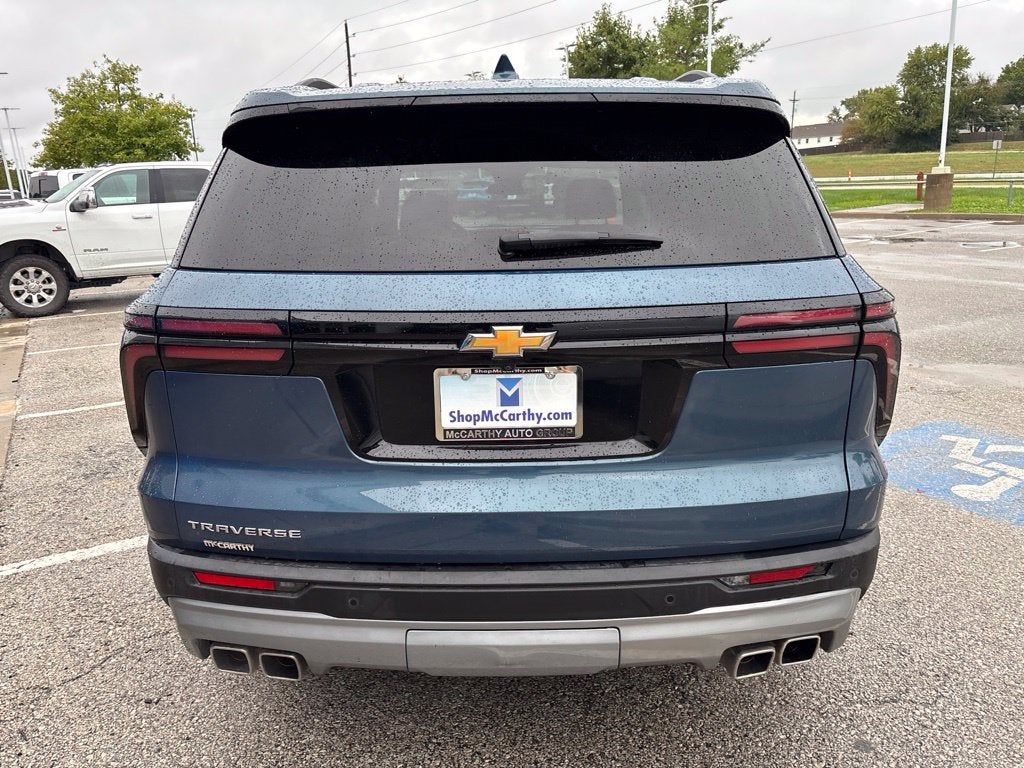 2025 Chevrolet Traverse FWD LT