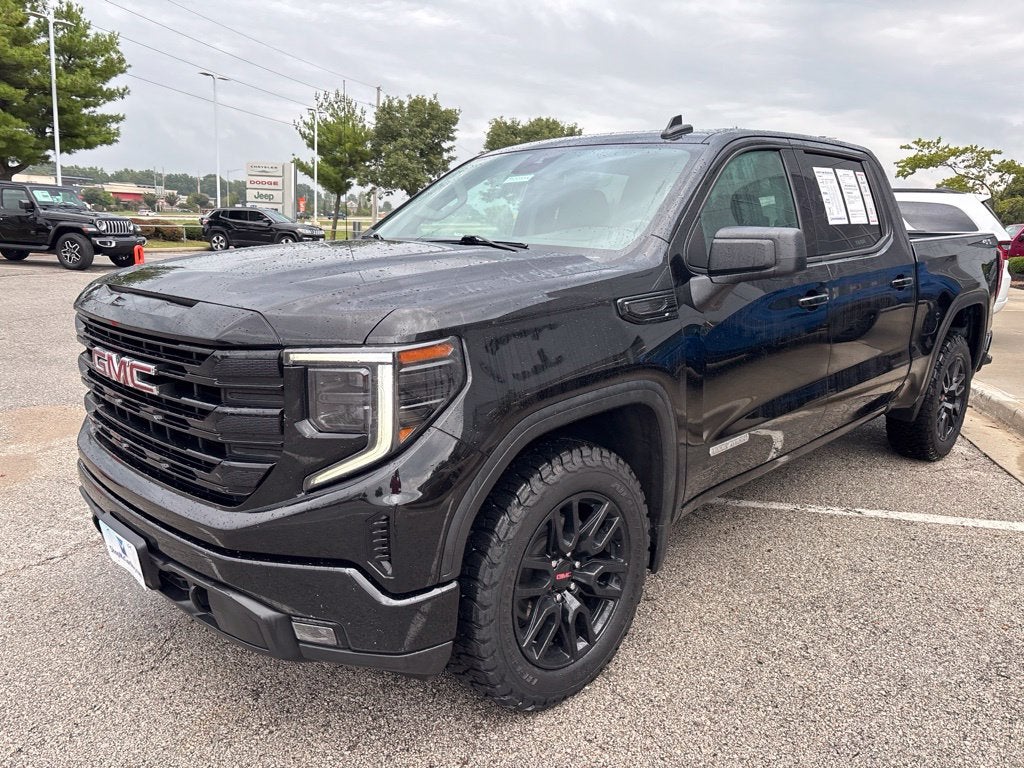 2024 GMC Sierra 1500 Elevation