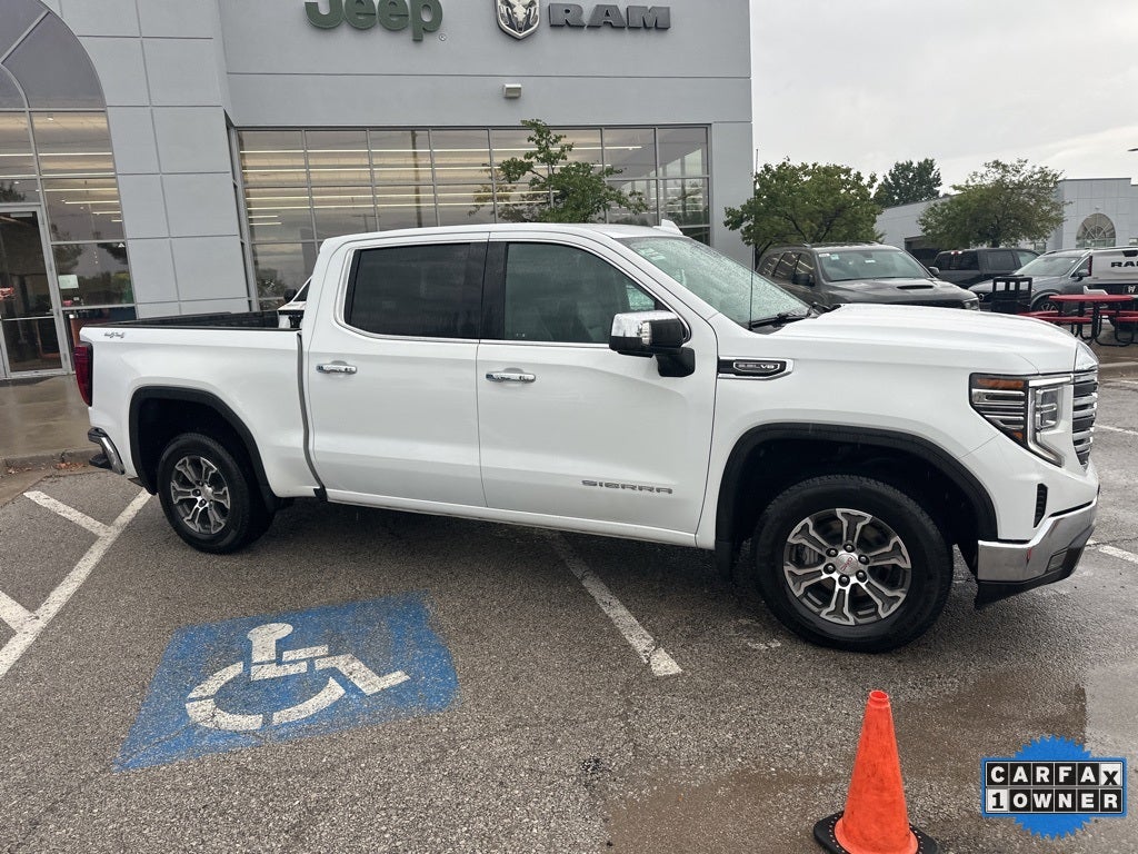 2024 GMC Sierra 1500 SLT