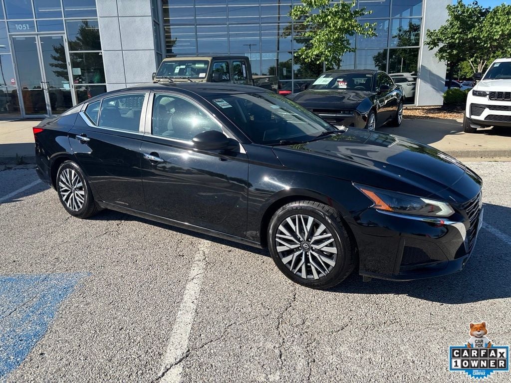 2025 Nissan Altima SV FWD