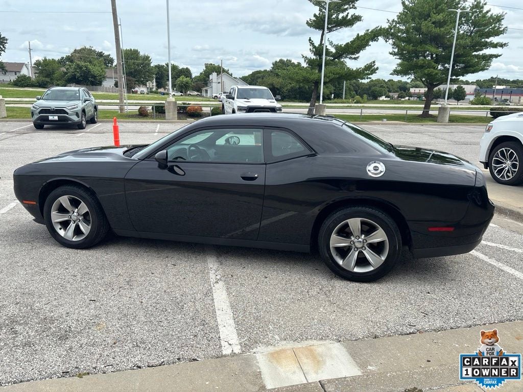 2015 Dodge Challenger SXT