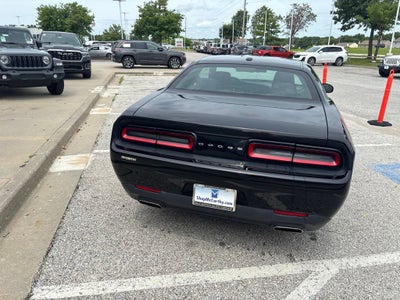 2015 Dodge Challenger SXT