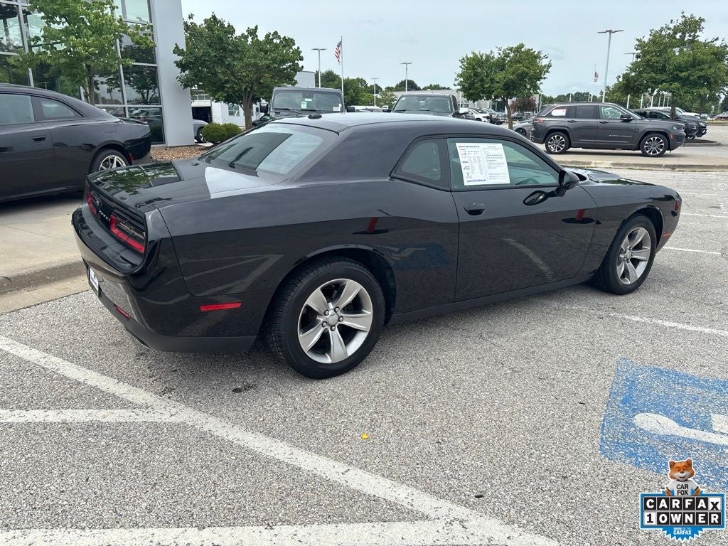 2015 Dodge Challenger SXT