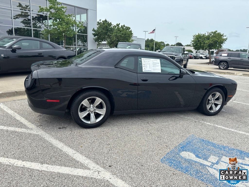2015 Dodge Challenger SXT