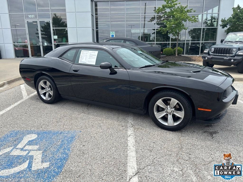 2015 Dodge Challenger SXT