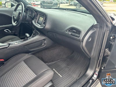 2015 Dodge Challenger SXT