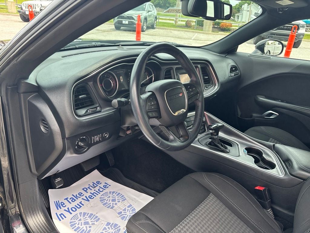 2015 Dodge Challenger SXT