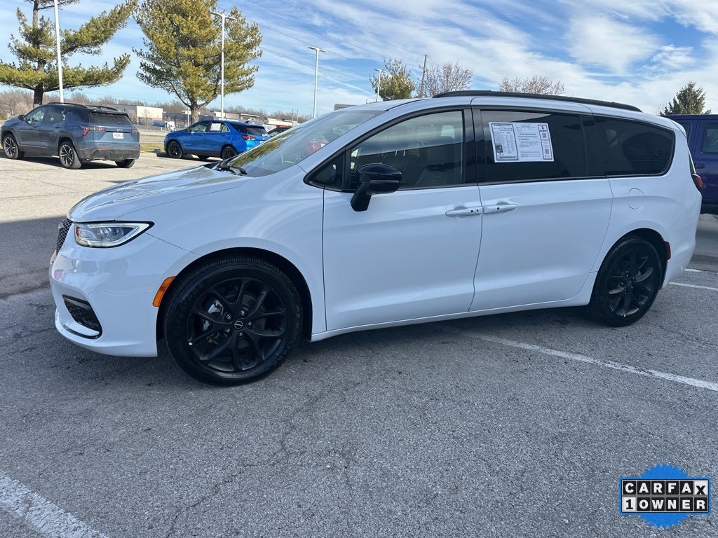 2025 Chrysler Pacifica Limited