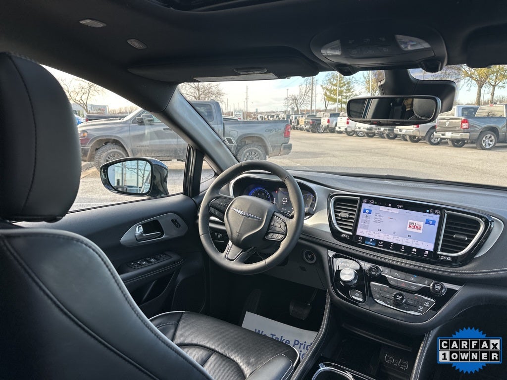 2025 Chrysler Pacifica Limited