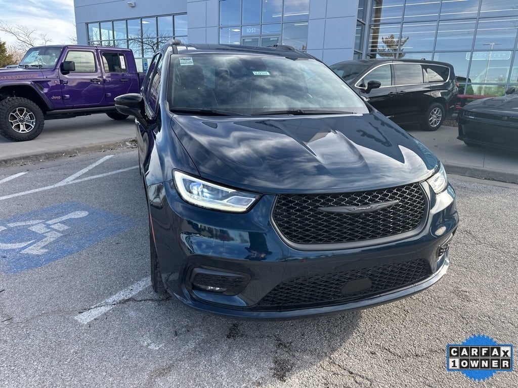 2025 Chrysler Pacifica Limited