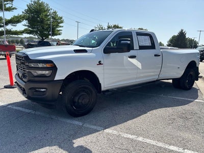 2026 RAM 3500 Tradesman Crew Cab 4x4 8' Box