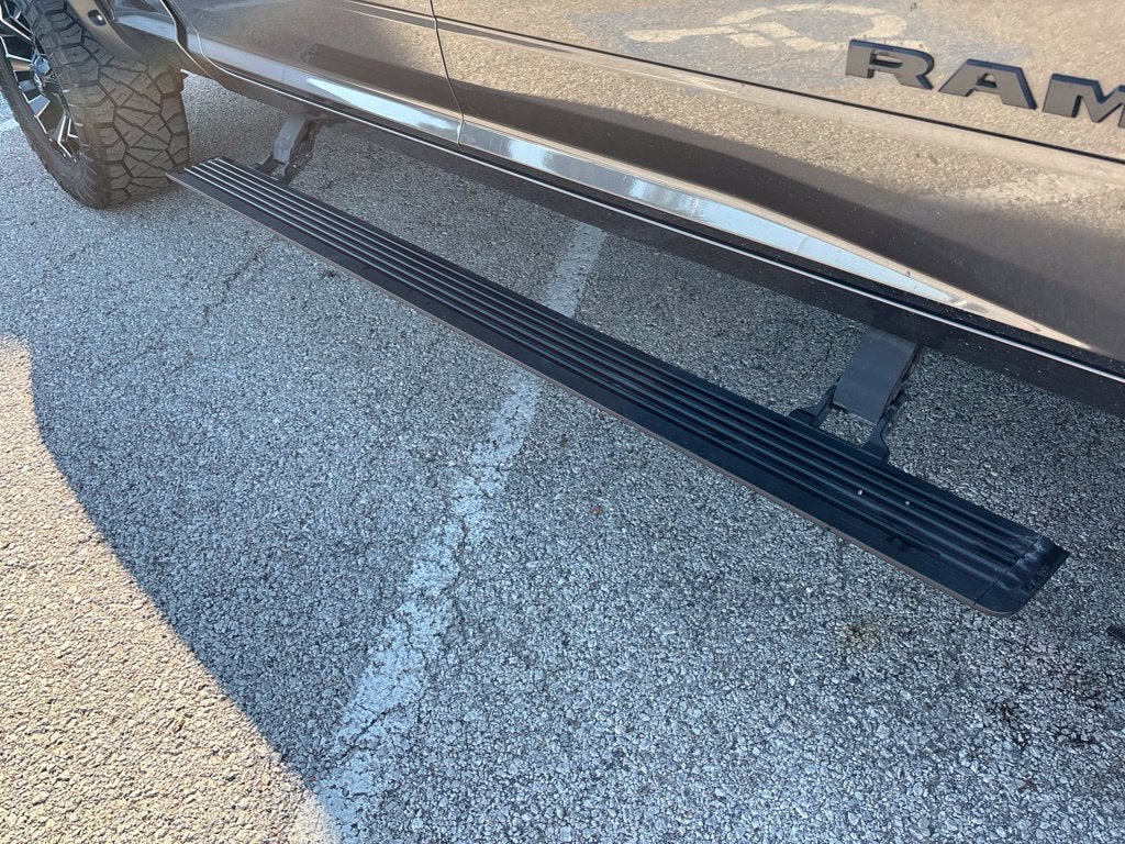 2021 RAM 2500 Laramie Crew Cab 4x4 6'4' Box