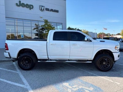 2022 RAM 2500 Laramie Crew Cab 4x4 6'4' Box