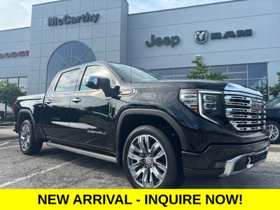 2023 GMC Sierra 1500 4WD Crew Cab Short Box Denali