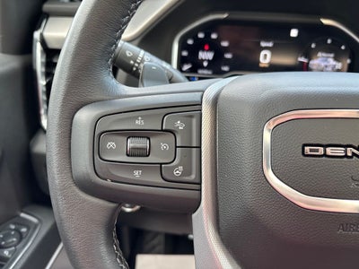 2023 GMC Sierra 1500 4WD Crew Cab Short Box Denali