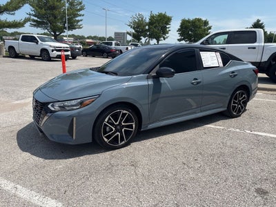 2025 Nissan Sentra SR