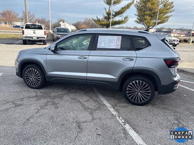 2025 Volkswagen Taos 1.5T SE