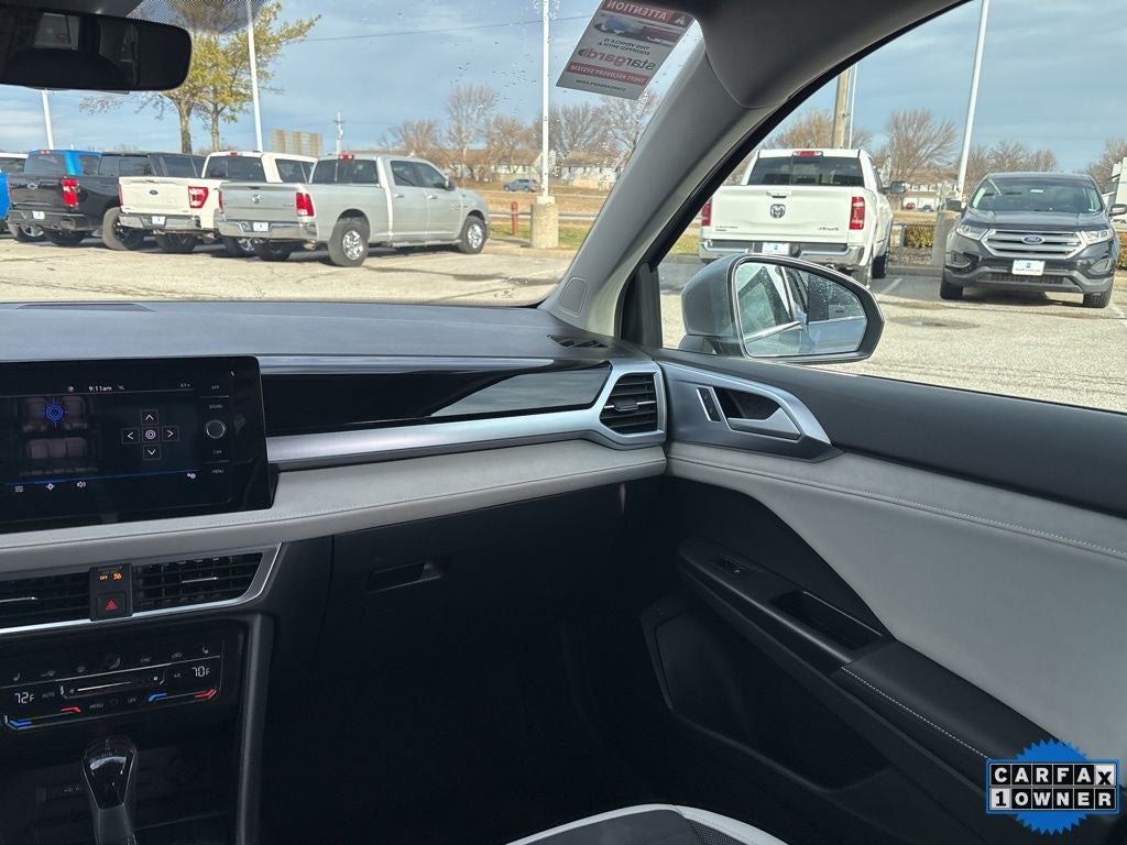 2025 Volkswagen Taos 1.5T SE