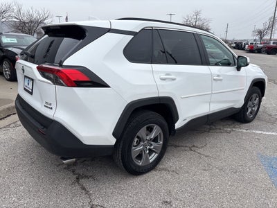 2022 Toyota RAV4 Hybrid XLE