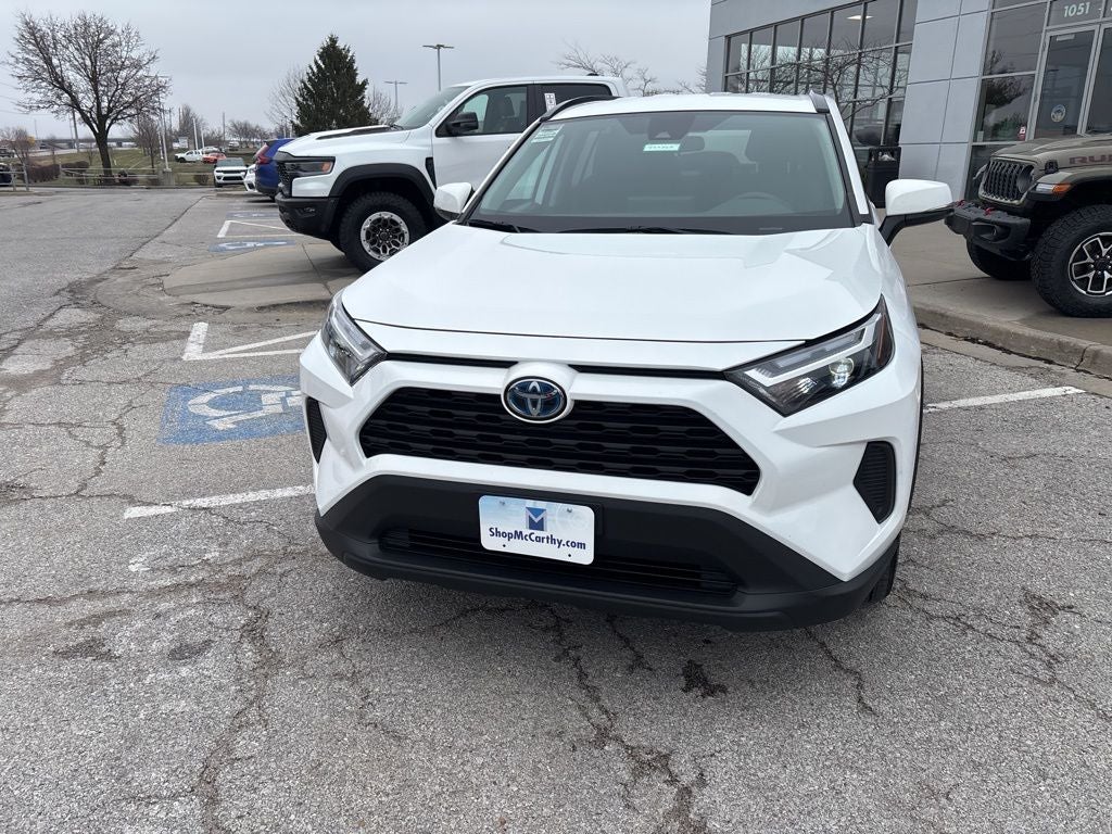 2022 Toyota RAV4 Hybrid XLE