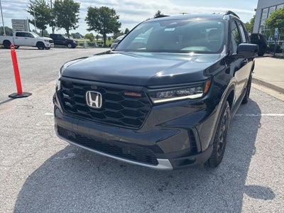 2025 Honda Pilot TrailSport